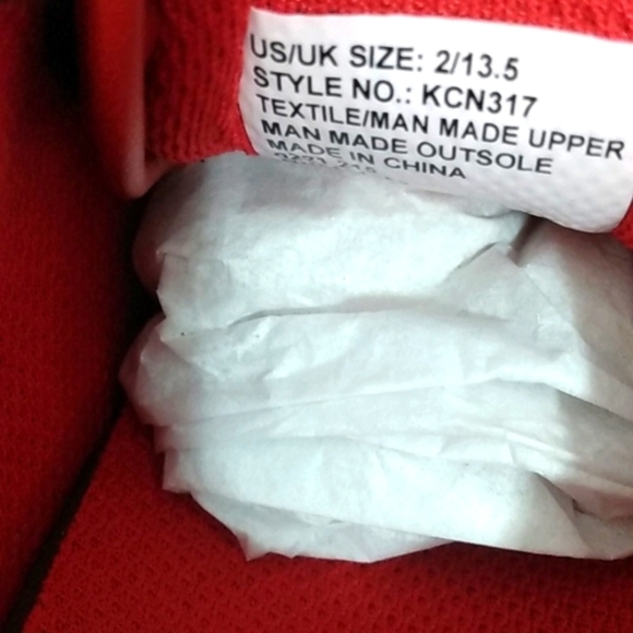 KENNETH COLE BLACK RED LACE UP LOW-TOP SNEAKERS SIZE 2 NWT - Picture 7 of 8